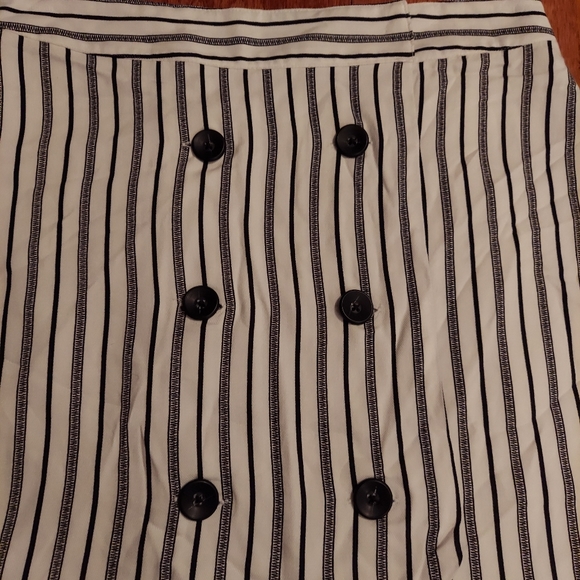 BCBGeneration Striped Double Breasted Mini Wrap Skirt NWOT - Picture 7 of 13